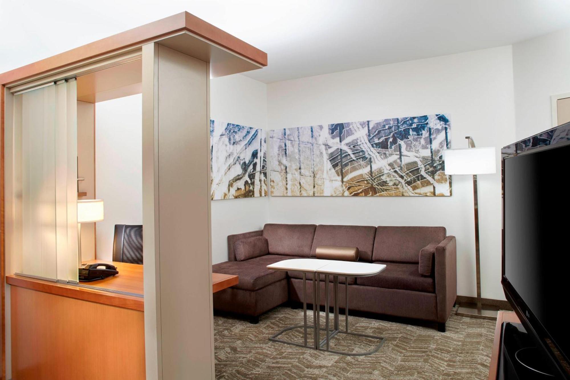Springhill Suites By Marriott Chicago Waukegan/Gurnee Exterior photo