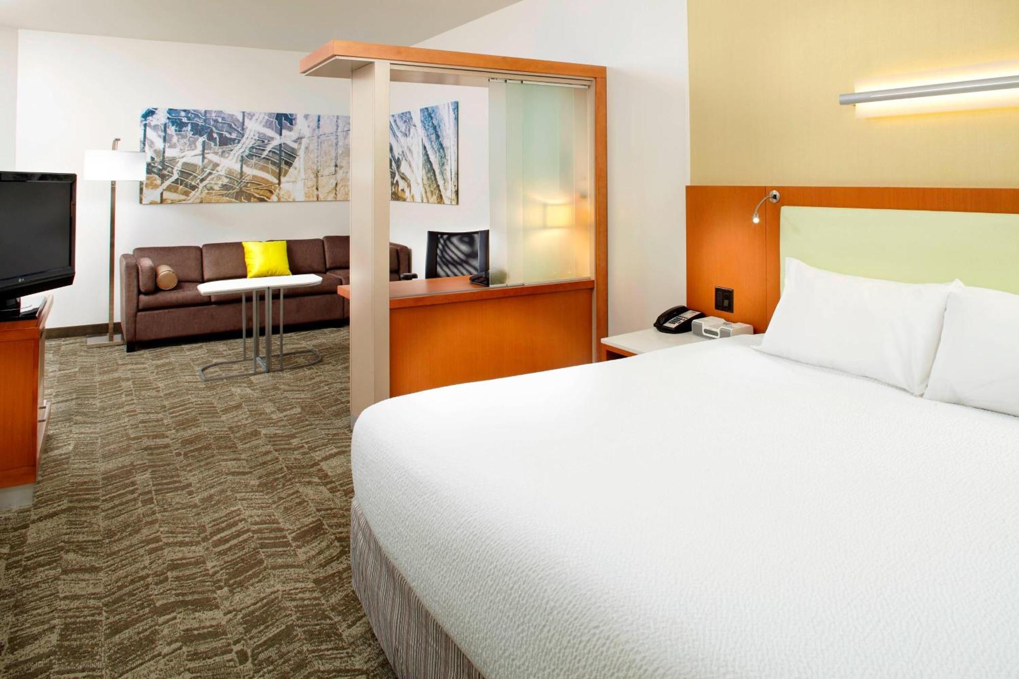 Springhill Suites By Marriott Chicago Waukegan/Gurnee Exterior photo