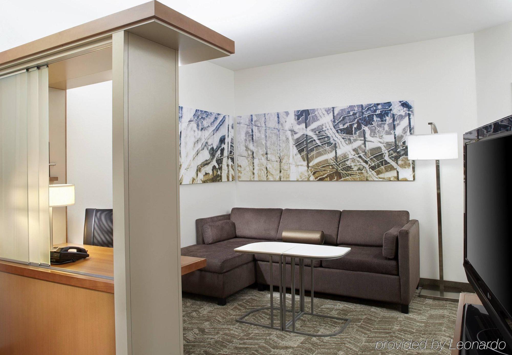 Springhill Suites By Marriott Chicago Waukegan/Gurnee Exterior photo