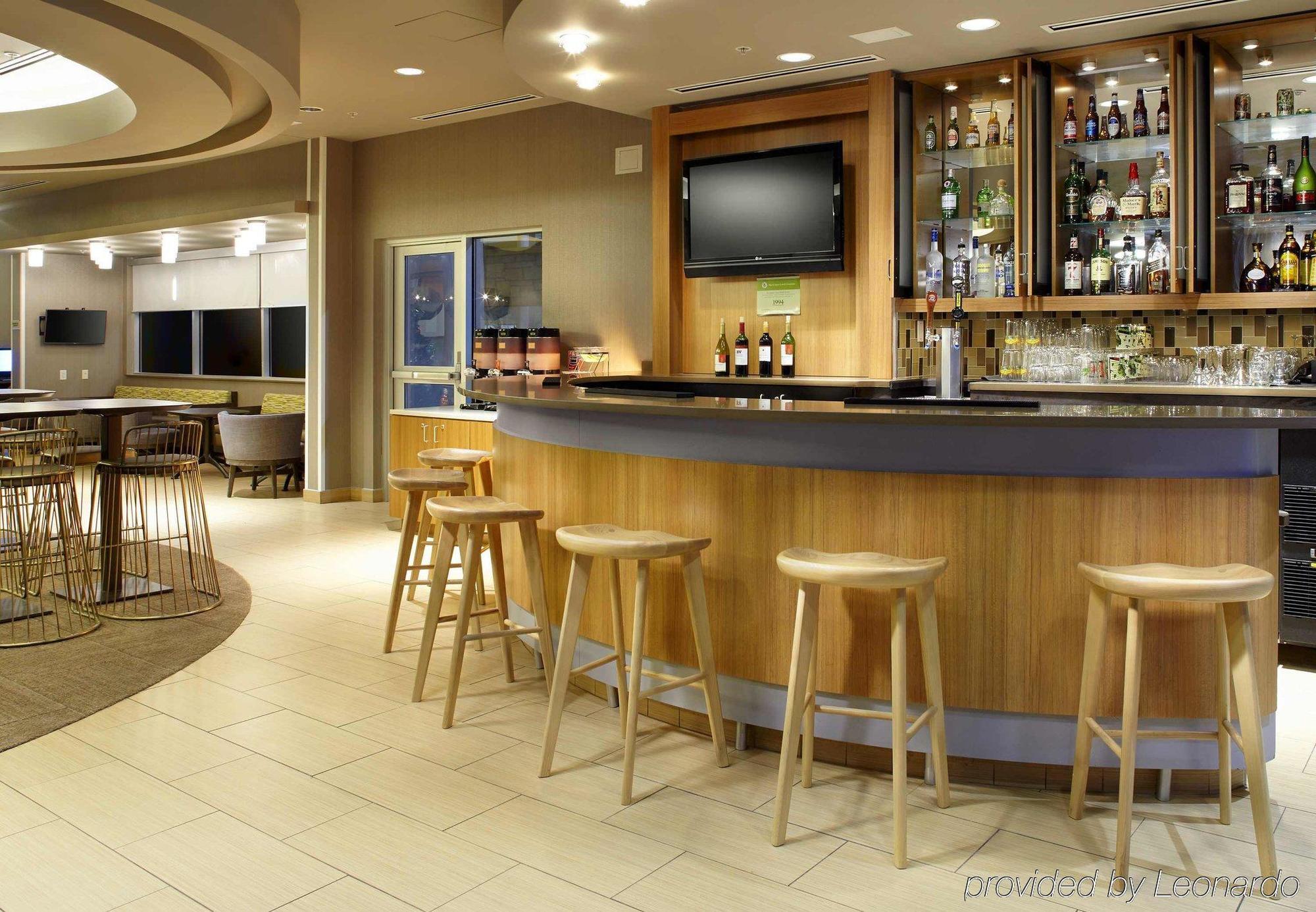 Springhill Suites By Marriott Chicago Waukegan/Gurnee Exterior photo
